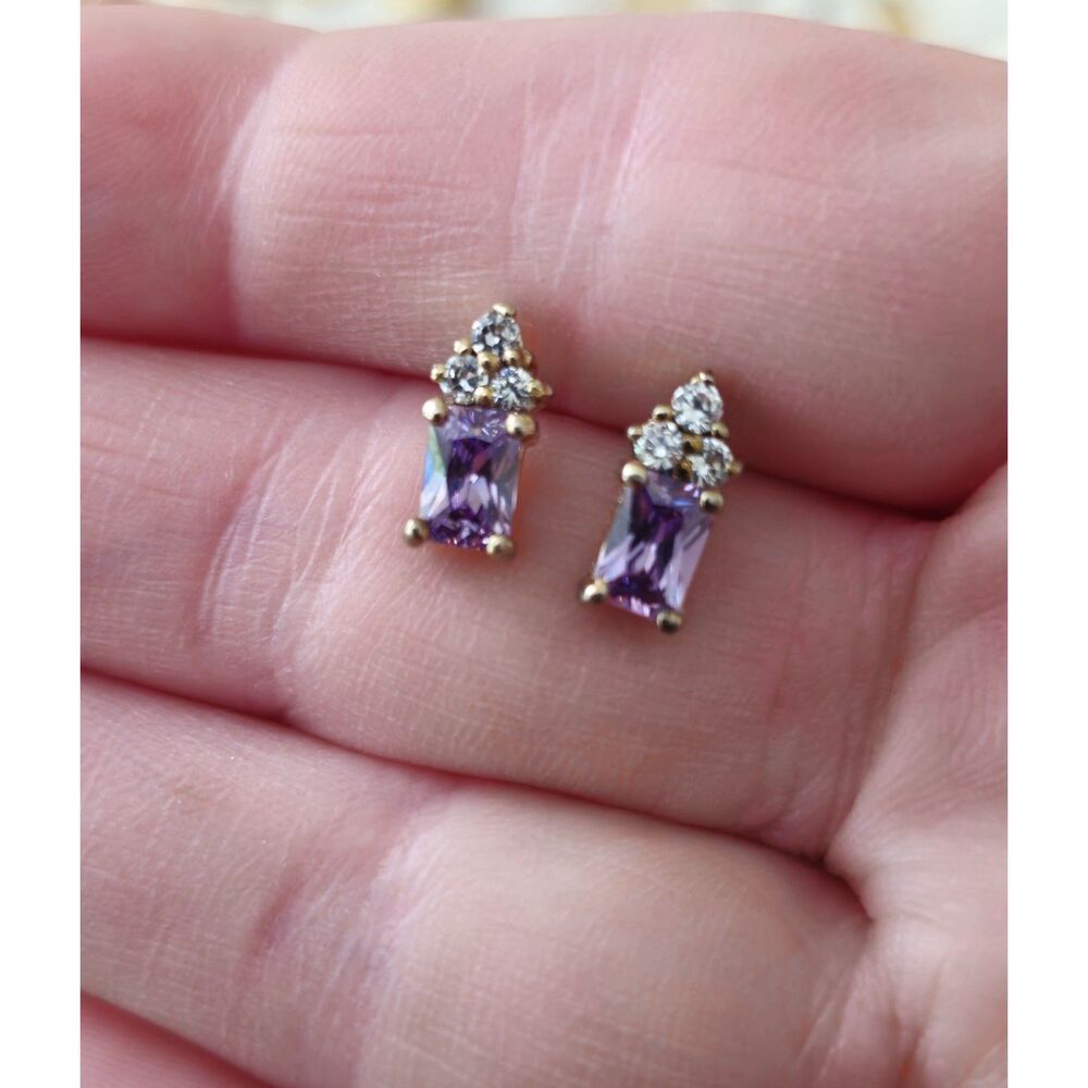 Lavender Purple Emerald Cut Rhinestone Stud Earrings Gold Tone Vintage Style
